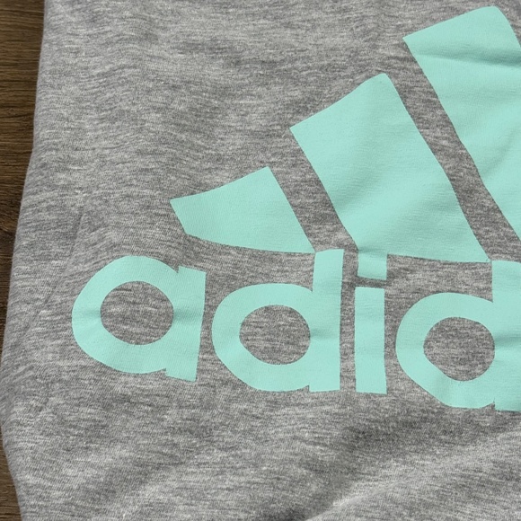 Adidas Women's Gray Cotton Logo T-Shirt Sz L Teal, Short Sleeve, Athletic, Light - Picture 3 of 8